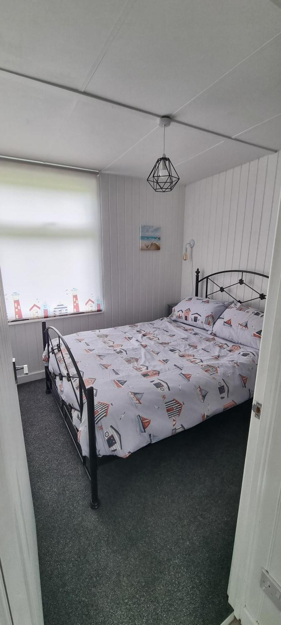 Chalet Pebbles Roch